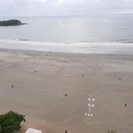Apto 3 Quartos No Centro A Beira Mar Balneario Camboriu Exterior photo